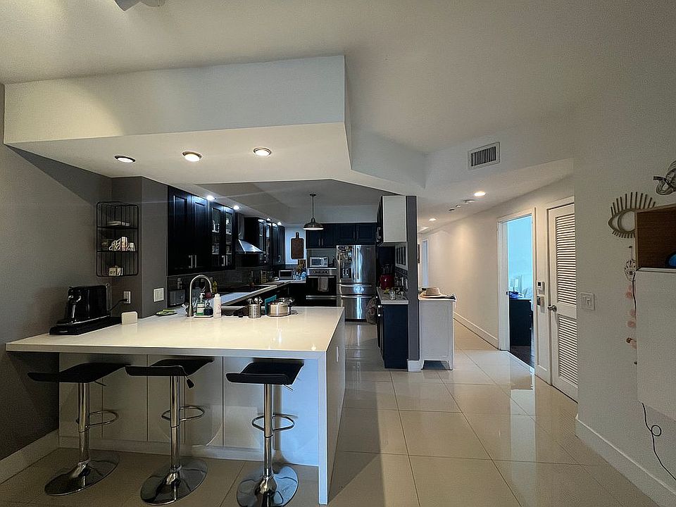 1st image of 10750 NW 66th St APT 201