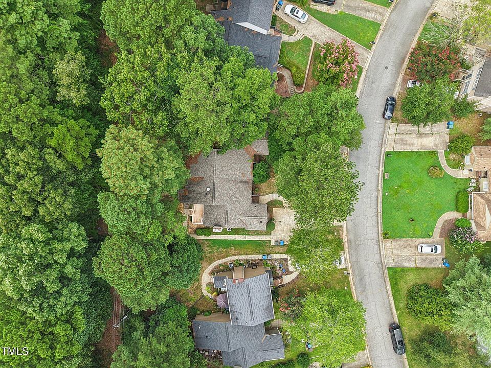 1st image of 3534 Rawdon Dr