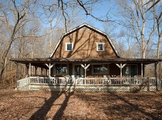 5000 Beach Rd, Glouster, OH 45732