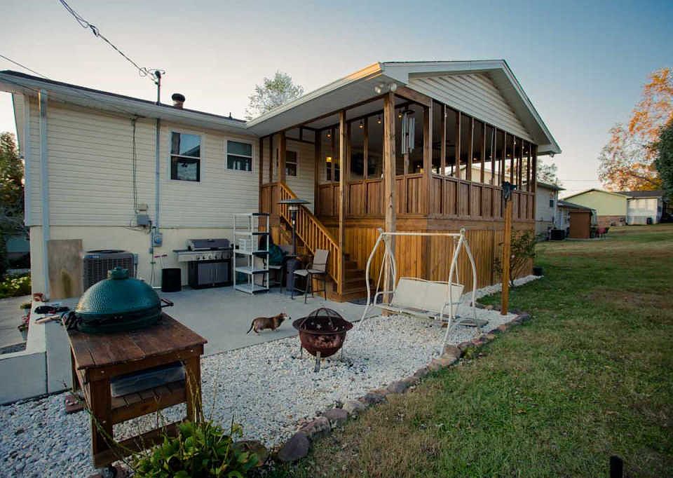 2nd image of 3530 Eveningside Dr NW