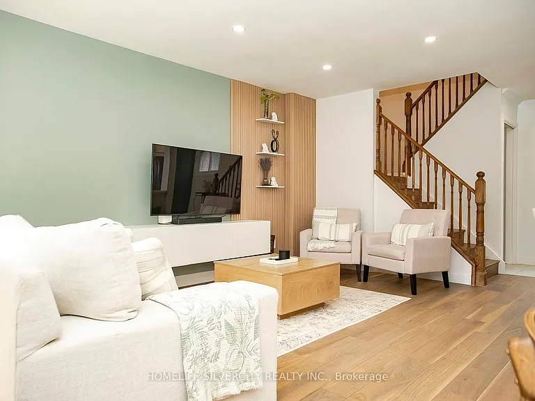 21 Mitchell Ave — Photo 12