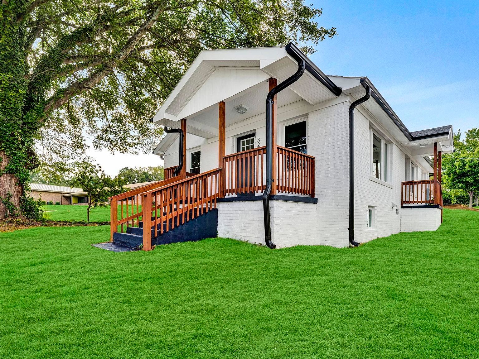 327 Gower St, Greenville, SC 29611 Zillow