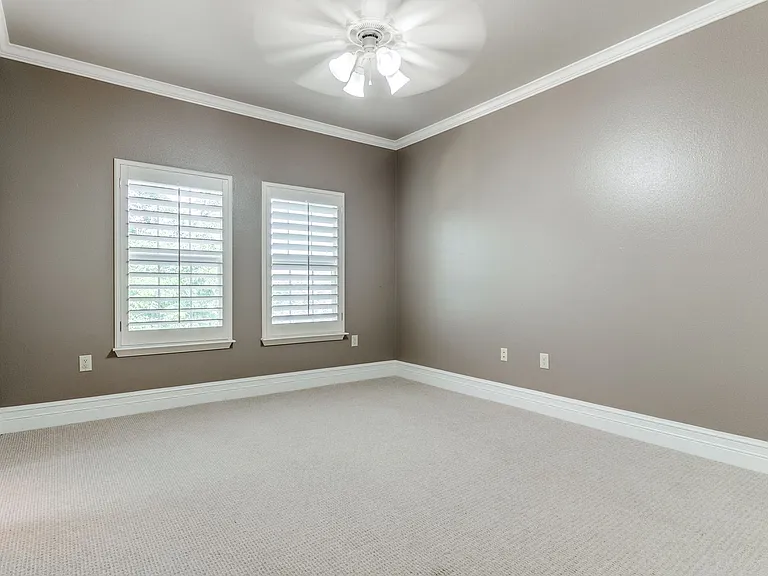 7897 Broadway #702 — Photo 16