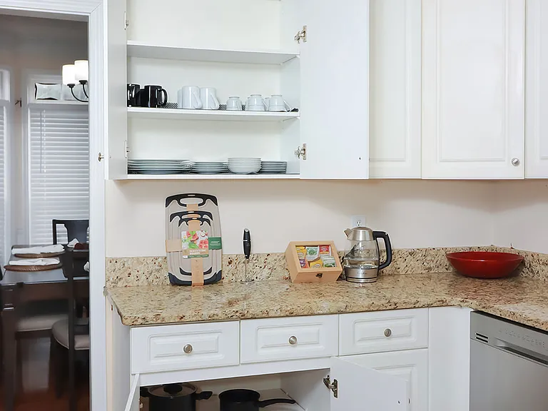 1784 Clayhill Ct SW — Photo 25