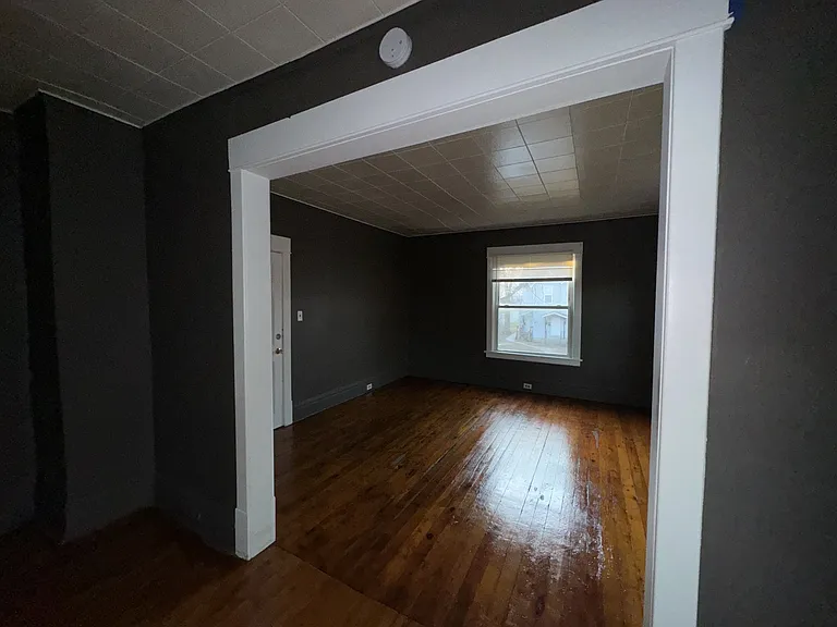 2634 Colfax Ave N — Photo 8