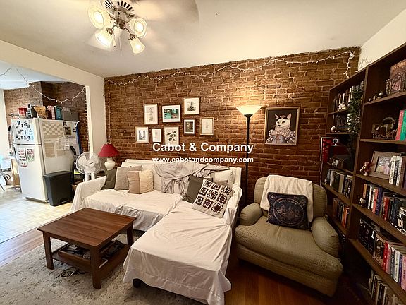 2nd image of 16 Mead St APT 1