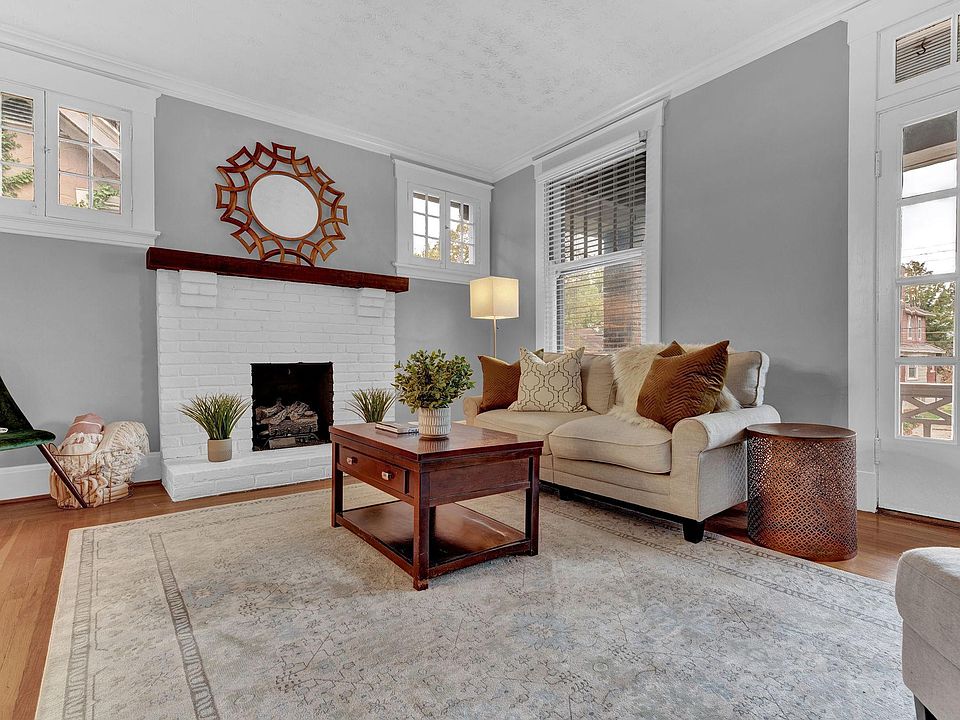 1st image of 3565 Pape Ave APT 2