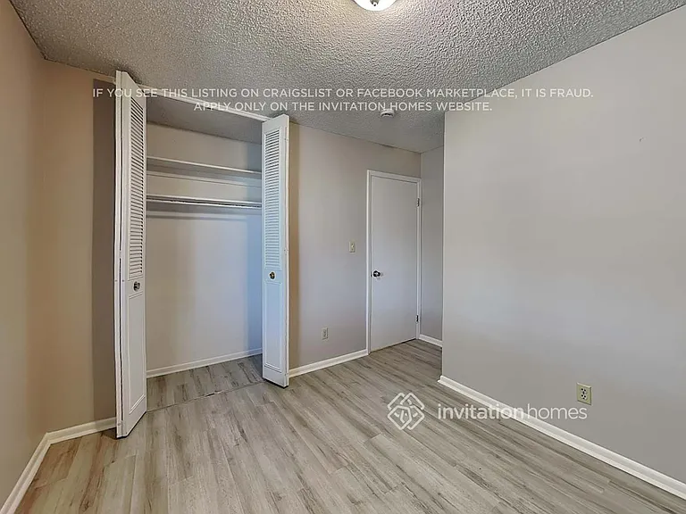 1284 Ember St — Photo 11