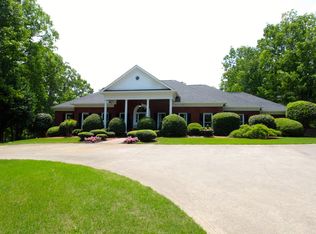 614 Mountain Rd, Woodstock, GA 30188