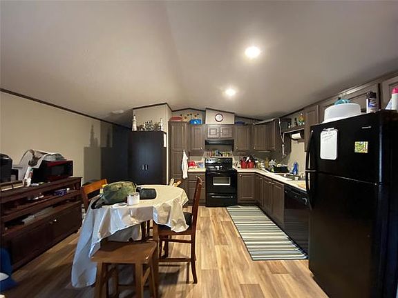 4th image of 139 Paula Ct