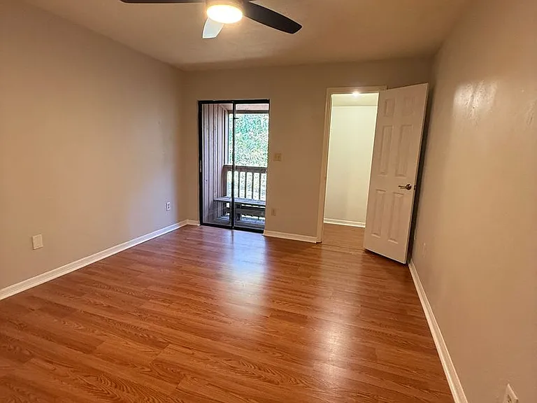 1515 NW 29th Rd #D2 — Photo 13