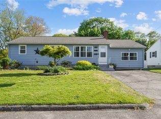 121 Ingersoll Ave, Warwick, RI 02886