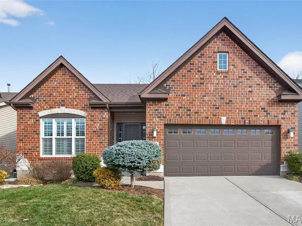 956 Ridgepointe Place Cir, Lake Saint Louis, MO 63367
