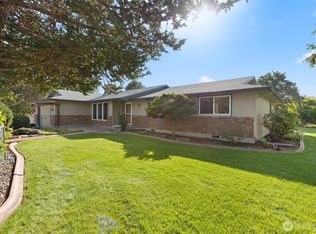 1216 N Road 56, Pasco, WA 99301