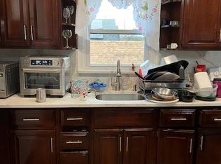 (Undisclosed Address), Rockville Centre, NY 11570