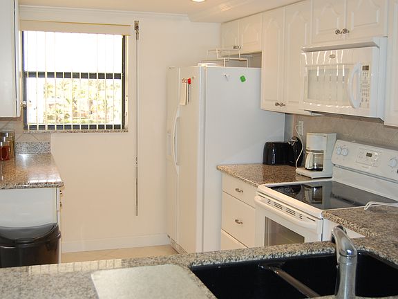 5th image of 9490 S Ocean Dr APT 411