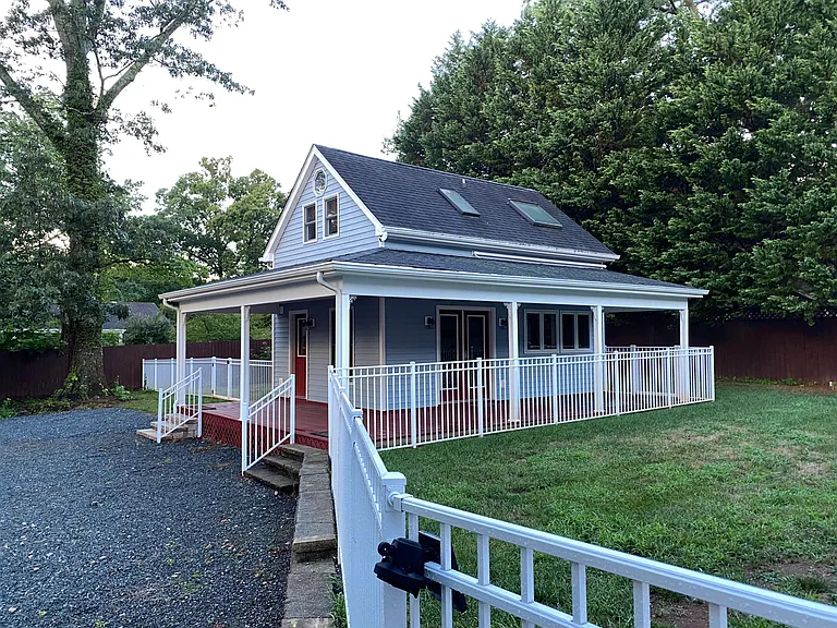1618 Rugby Ave — Photo 5