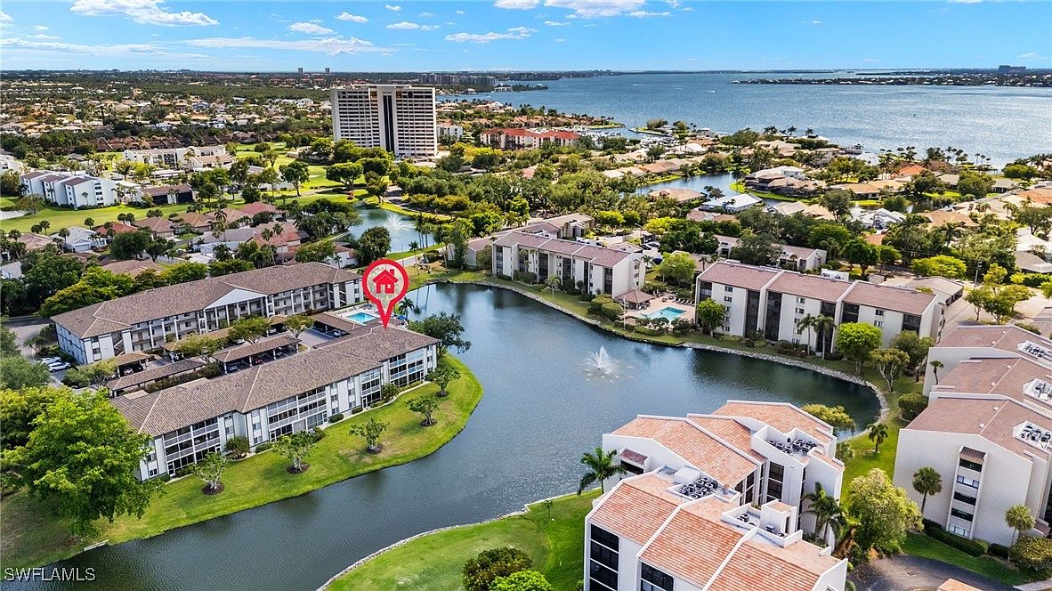 9900 Sunset Cove Ln APT 111