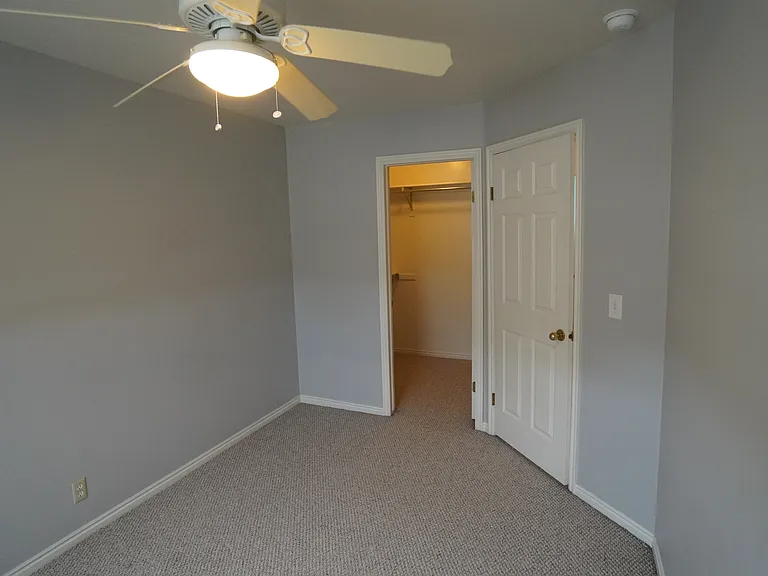 1219 Ash Dr — Photo 34