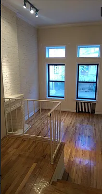 Rented by BLU Real Estate | media 27