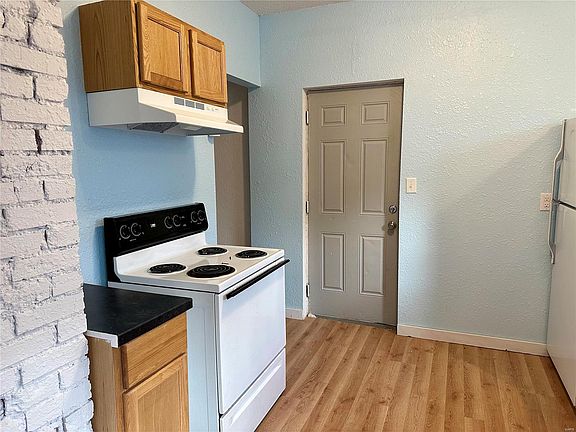 5th image of 408 S Hanover St