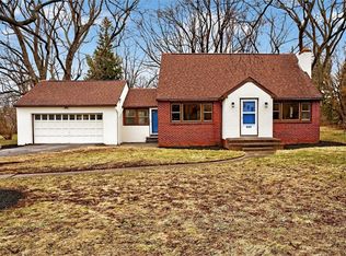 522 Latta Rd, Rochester, NY 14612