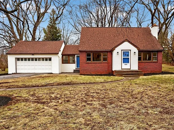 522 Latta Rd, Rochester, NY 14612