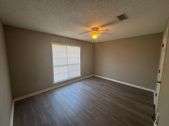 4th image of 2430 Krystal Kreek Dr