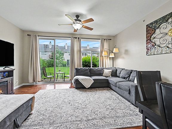 2nd image of 1149 E Cambria Ln S #1149