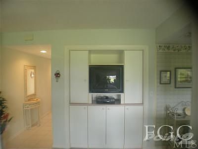 3rd image of 5805 Trailwinds Dr APT 311