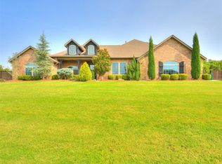 12709 SW 24th St, Yukon, OK 73099