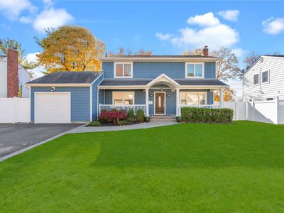 8 Cranford Road, Plainview, NY, 11803