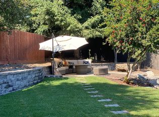 445 Girard Dr, Medford, OR