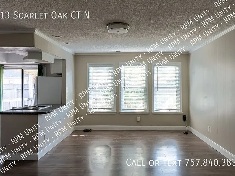 913 Scarlet Oak Ct N — Photo 2