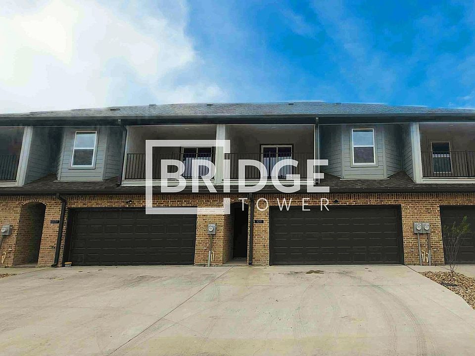 1st image of 1011 E Golden Ln