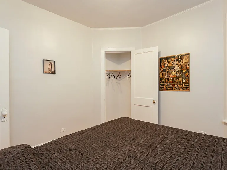 1318 W Cornelia Ave #2 — Photo 11