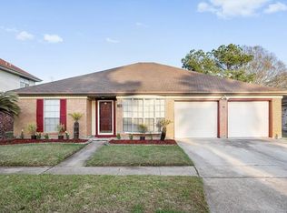 3200 Lake Trail Dr, Metairie, LA 70003