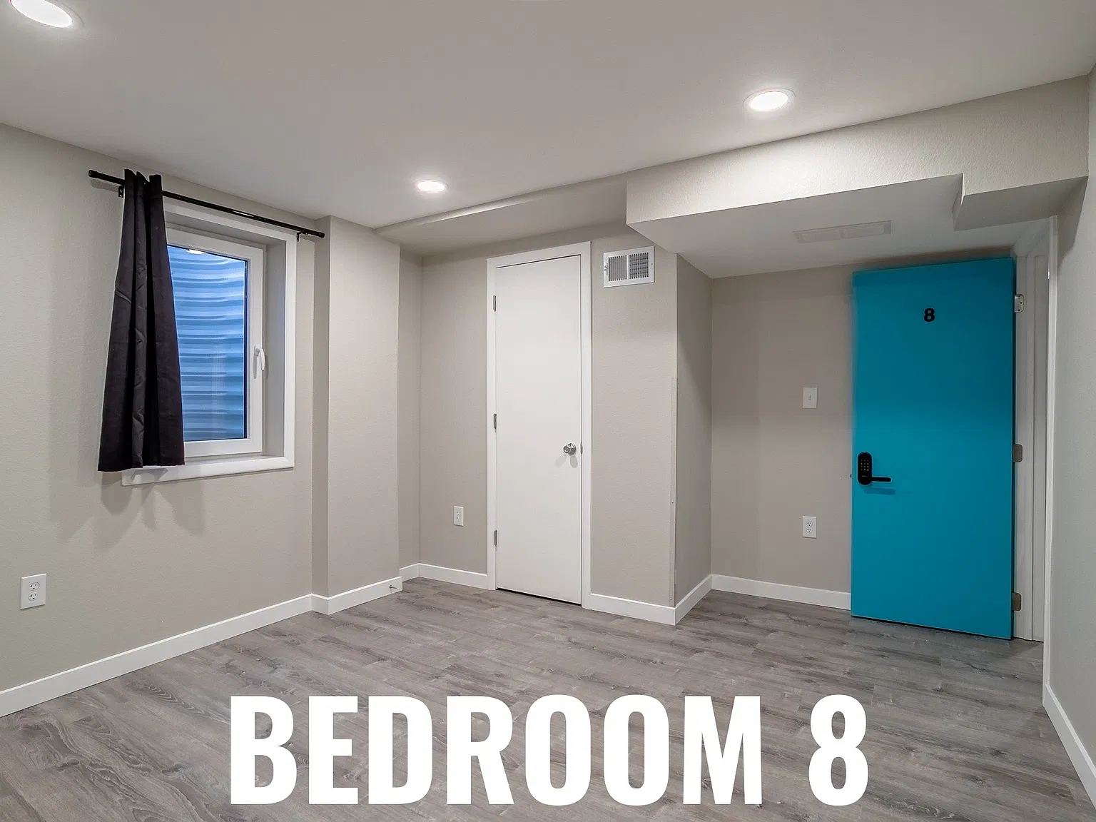 9 bed, 4.0 bath, 2700 sqft, $685 — Photo 1