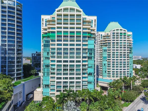 3400 SW 27th Ave APT 802, Miami, FL 33133
