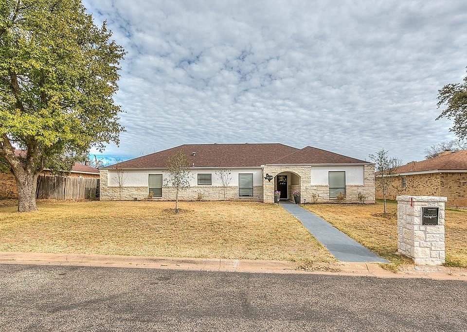 1st image of 3218 Briargrove Ln