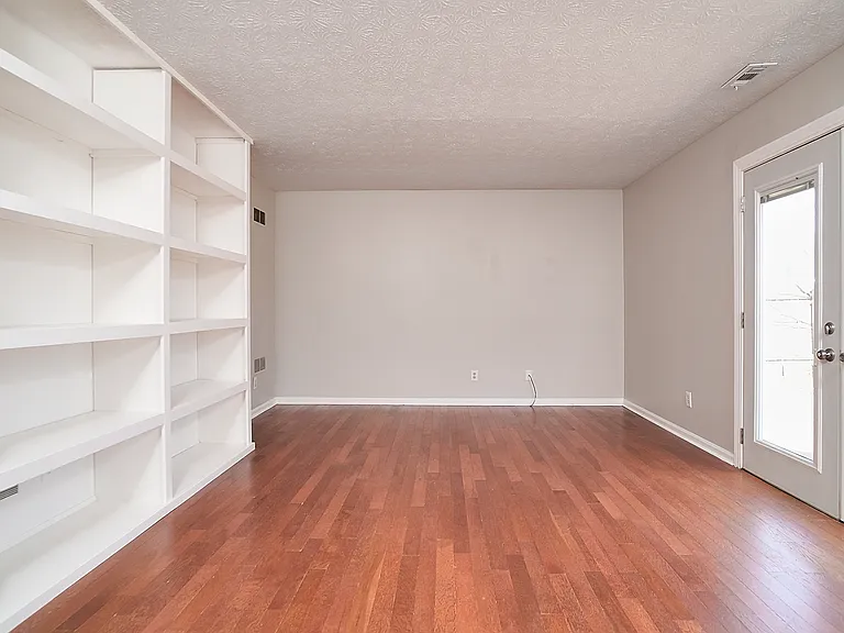 18760 Northridge Dr — Photo 11