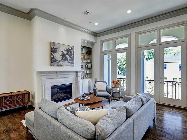 5104 Jackson St — Photo 4