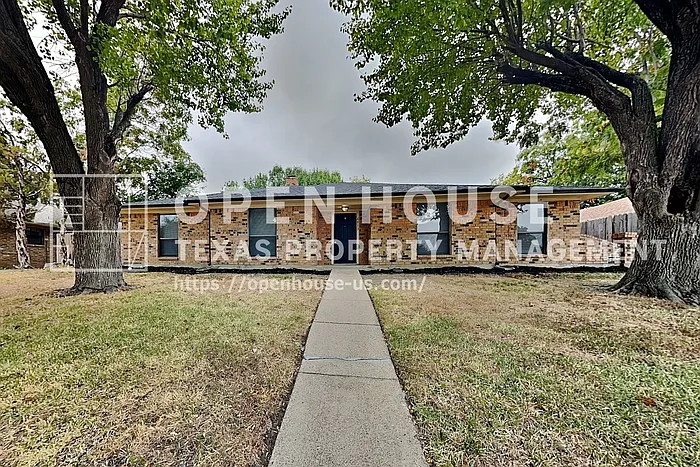 4813 Vera Cruz Dr