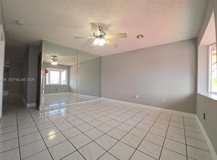 8810 NW 114th Ter, Hialeah Gardens, FL 33018