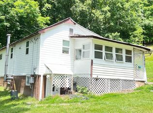 12701 Irons Mountain Rd SE, Cumberland, MD 21502