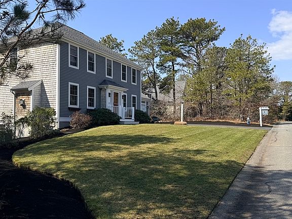 2nd image of 12 Wintergreen Rd