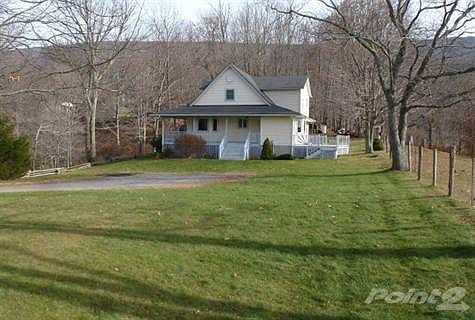 90 Ashwood Front w Yard