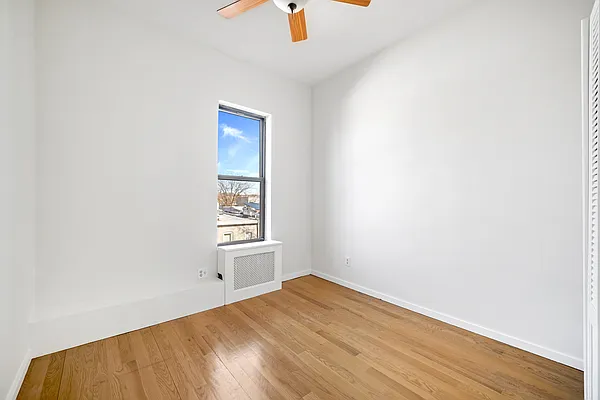 Sold by Douglas Elliman | media 16