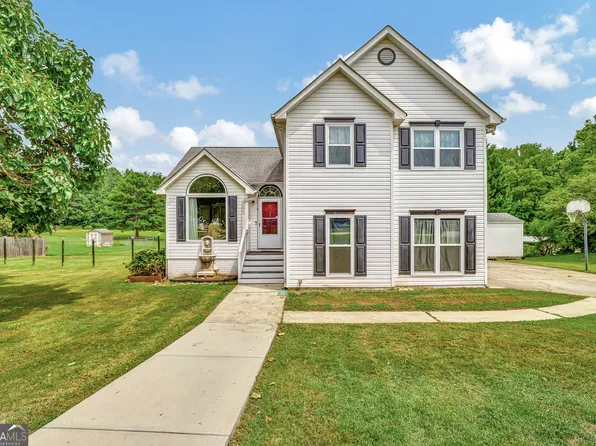 370 Peeks Crossing Dr, Senoia, GA 30276