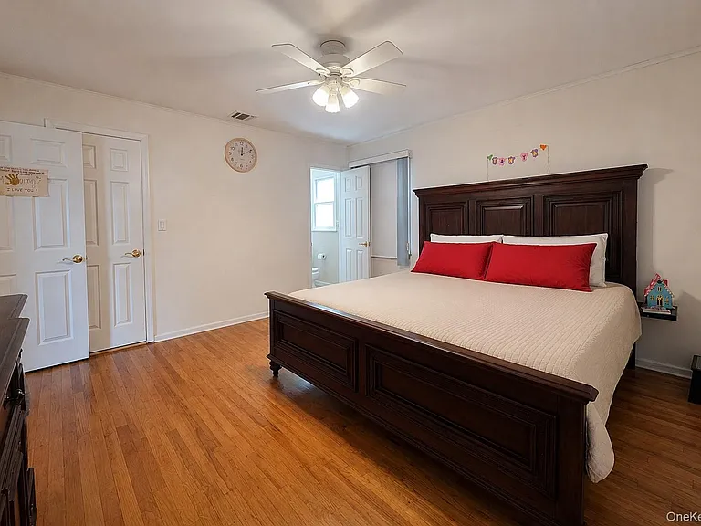 110 Briarwood Ln — Photo 18